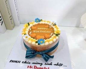 BÁNH BÔNG LAN TRỨNG MUỐI SINH NHẬT