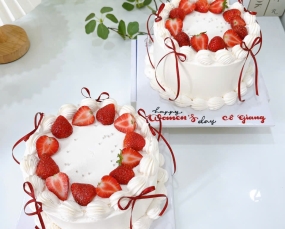 BÁNH KEM TRÁI CÂY