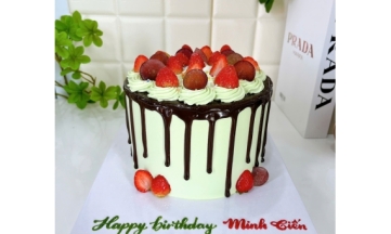 Bánh Kem Trái Cây Hot 2025 Tại Bếp KHÓM Bakery – Xu Hướng Ngọt Ngào Được Yêu Thích