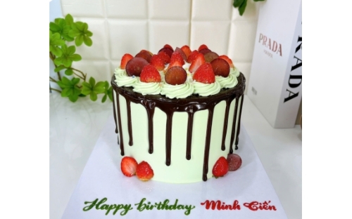 Bánh Kem Trái Cây Hot 2025 Tại Bếp KHÓM Bakery – Xu Hướng Ngọt Ngào Được Yêu Thích