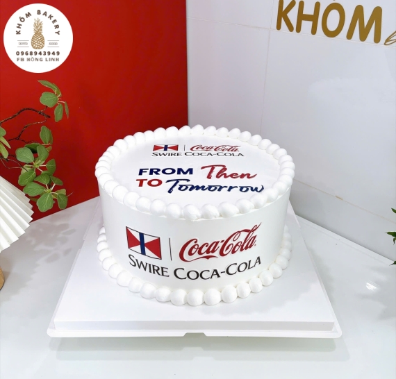 Bánh kem mừng công ty làm theo yêu cầu 