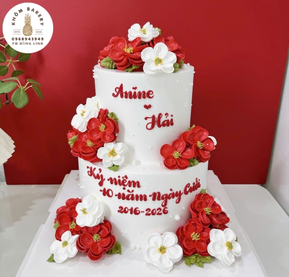 Mẫu bánh kem kỷ niệm ngày cưới 2 tầng 
