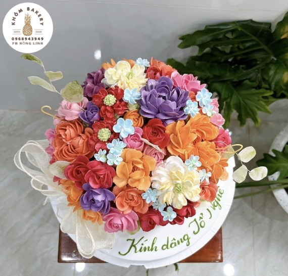 Bánh kem hoa sen đá 