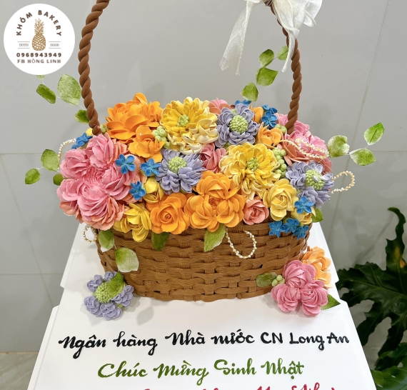 Bánh kem hoa sen đá tặng sếp 