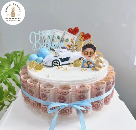 Bánh sinh nhật dành nam kèm tiền chúc mừng