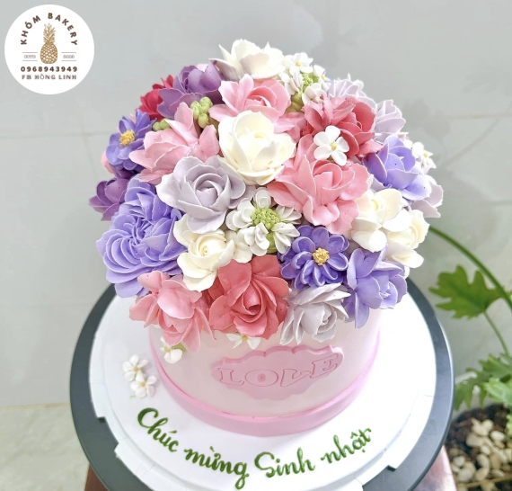 Bánh chúc mừng sinh nhật 