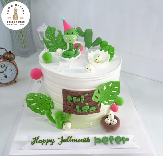 Bánh thôi nôi tạo chủ đề chú rắn đáng yêu mát mẻ màu xanh