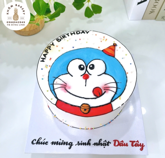 Bánh Kem đô-rê -mon dành cho bé gái