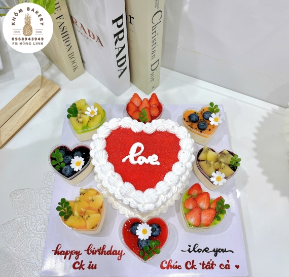Sét Pannacotta đủ vị mừng sinh nhật bạn chồng kèm bánh kem
