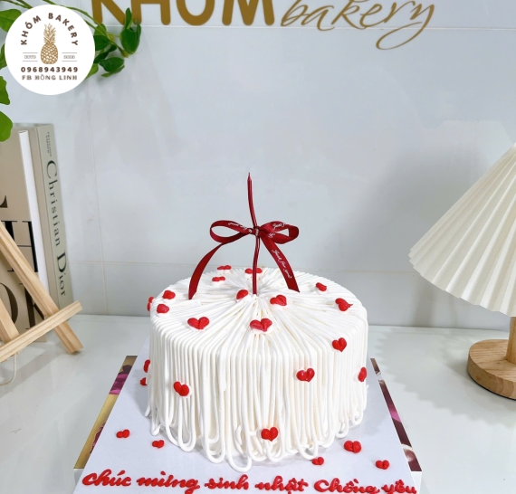 Bánh kem hot trend 2025 tại Khóm Bakery