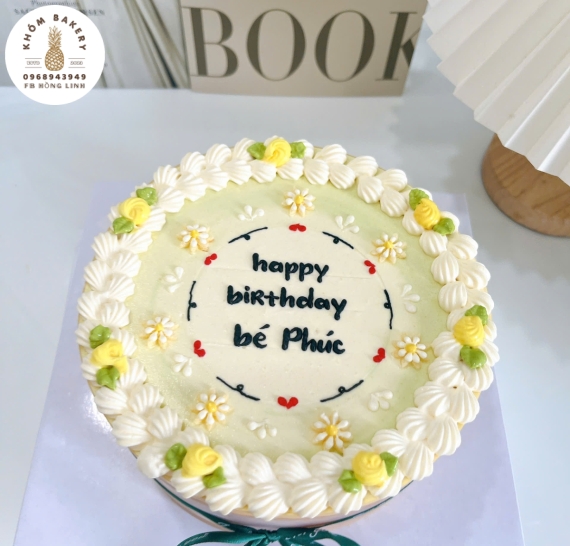 Mẫu bánh bông lan trứng muối hot tại Tân An,Long An