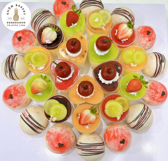 Set bánh su và Pannacotta