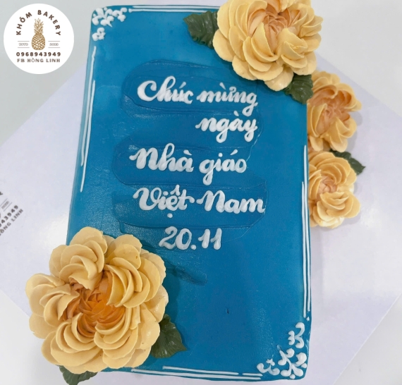 Bánh kem tạo hình quyển sách tặng 20/11