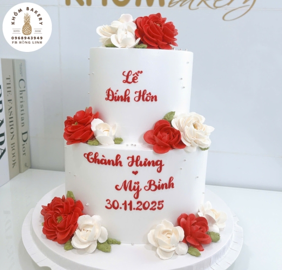 Bánh kem cưới hiện đại năm 2025