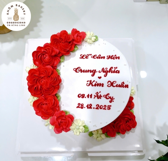 Bánh kem cưới hỏi làm theo yêu cầu tone trắng đỏ