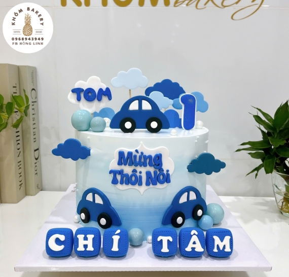 Bánh kem thôi nôi dành cho bé trai hto 2026