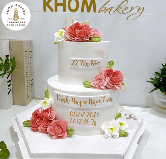 Bánh kem cưới 2 tầng mẫu bánh làm theo yêu cầu