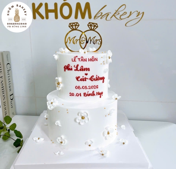 Bánh kem cưới 2 tầng tone trắng cao cấp