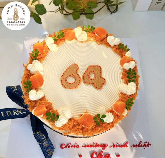 Bánh bông lan trứng muối sinh nhật tặng cha