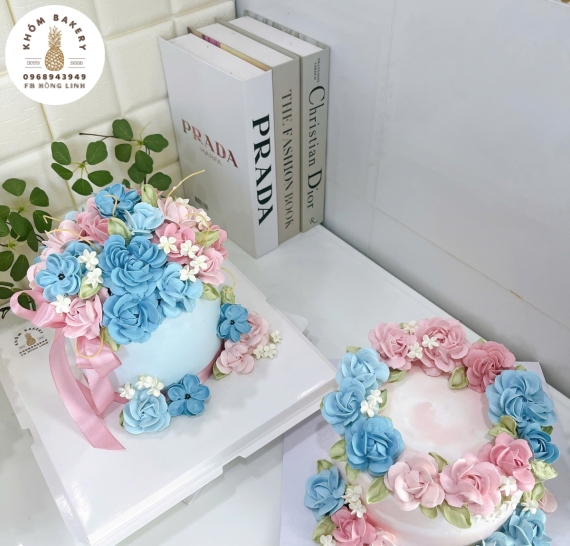 Bánh kem tạo hình hoa mẫu đẹp 2026 hot tại Khóm Tone xanh 
