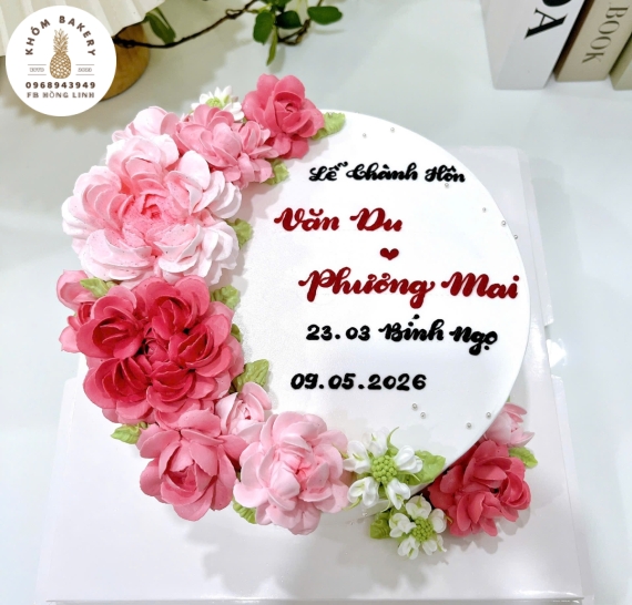 Mẫu bánh kem tone đỏ 1 tầng truyền thống tone đỏ 