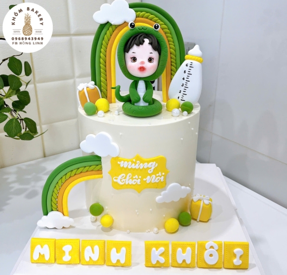 Bánh kem thôi nôi dành cho bé trai tone xanh tuổi tỵ