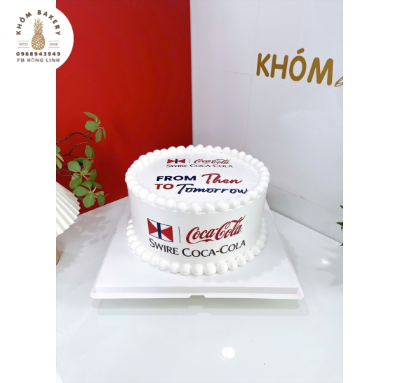 Bánh kem mừng công ty làm theo yêu cầu 