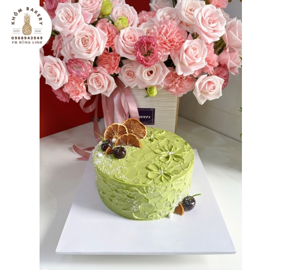 Bánh kem trái cây tone xanh hot hiện nay 