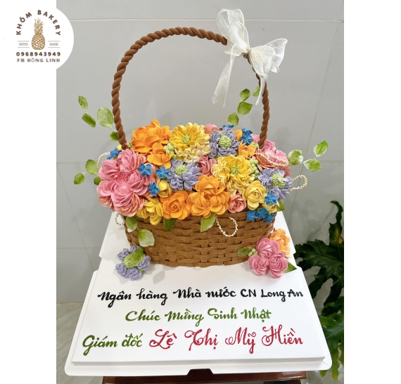 Bánh kem hoa sen đá tặng sếp 