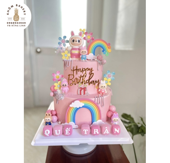 Bánh kem tạo hình bé gái