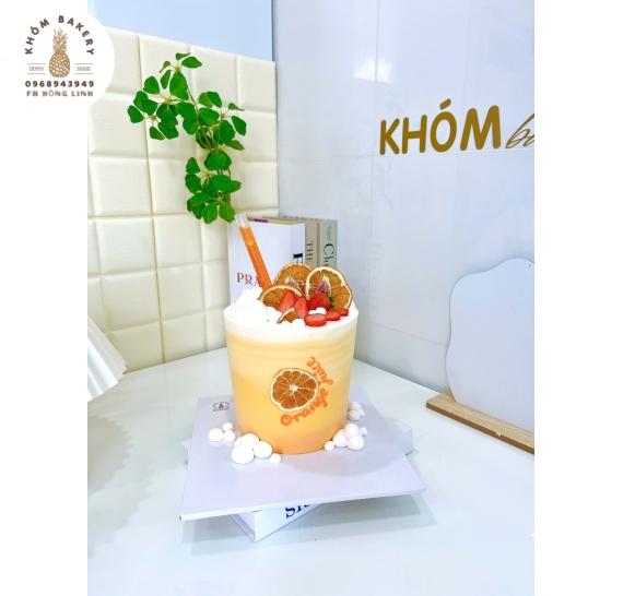 Bánh kem tạo hình ly nước cam