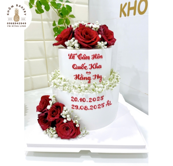 Bánh Kem Cưới 2 tầng tone trắng trang trí hoa hồng đỏ