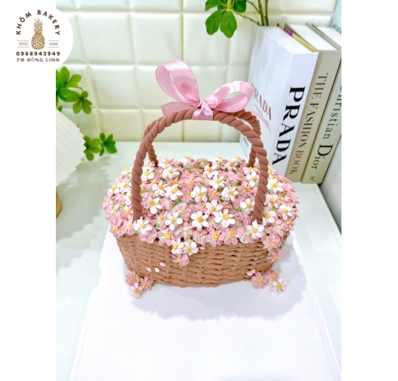 Giỏ bánh kem hoa cúc baby tone hồng