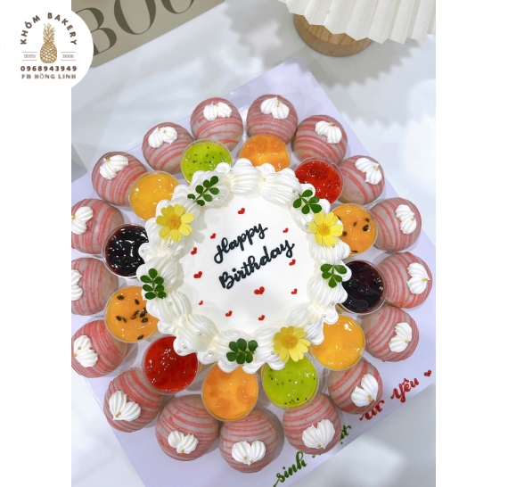 Bánh su kem kết hợp giữa bánh kem bắp và panacotta