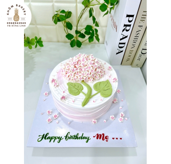 Bánh kem tạo hình hoa tú cầu