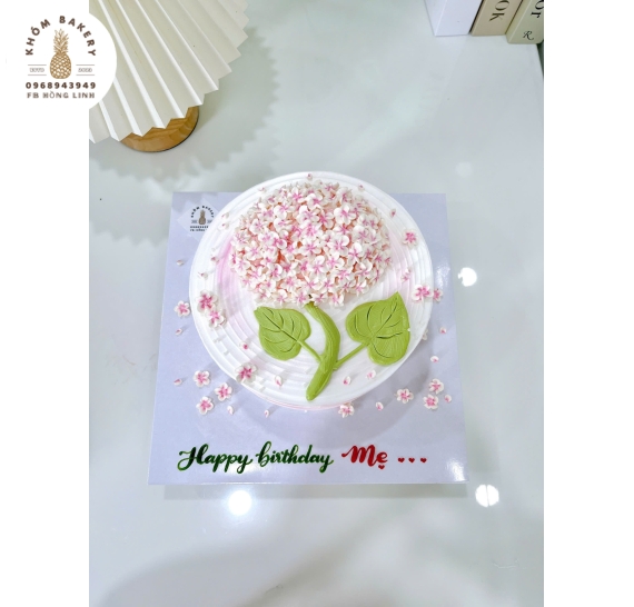 Bánh kem tạo hình hoa tú cầu
