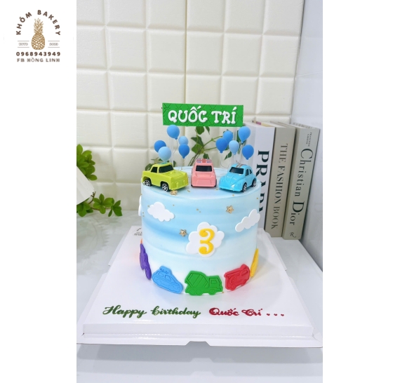 Bánh sinh nhật dành cho bé trai ,thích mê ô tô lên 4 tuổi