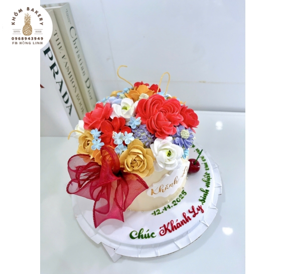 Bánh kem tạo hình hoa mini 350k