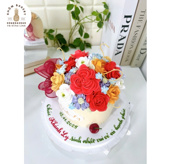 Bánh kem tạo hình hoa mini 350k