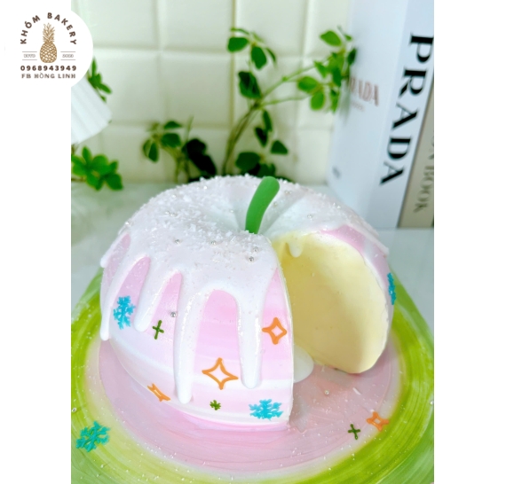 Bánh Kem tạo hình quả táo xinh dành cho nữ 