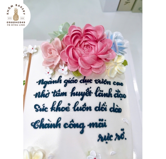 Bánh kem tạo hình quyển sách tặng tri ân tặng 20/11