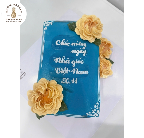 Bánh kem tạo hình quyển sách tặng 20/11