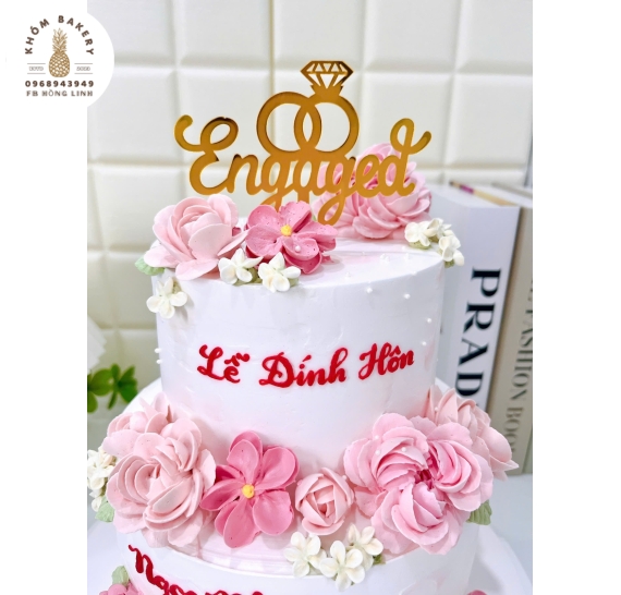 Bánh kem cưới tone hồng cao cấp 