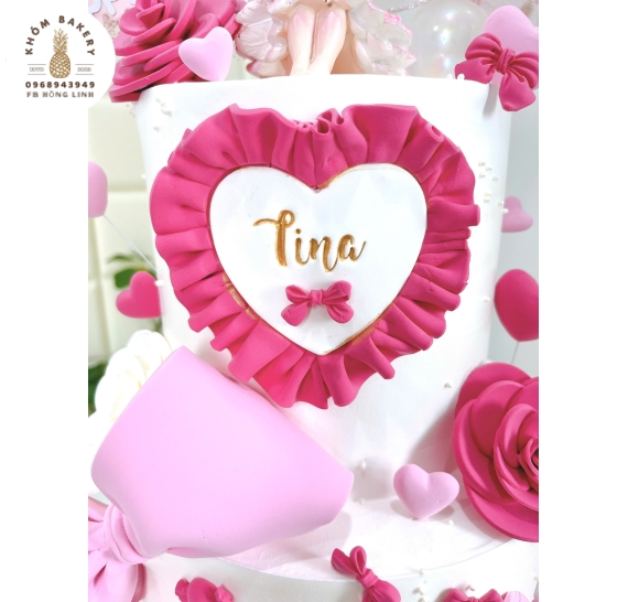 Bánh Kem thôi nôi đầy tháng dành cho bé gái 2 tầng tone hồng