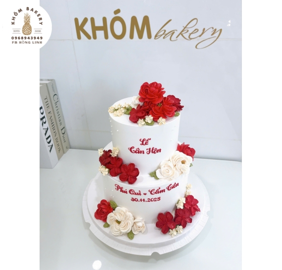 Bánh kem cưới hiện đại năm 2025-Khóm Bakery