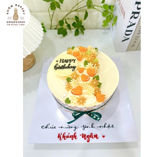 Bông lan trứng muối hot tại Long An-Khóm Bakery