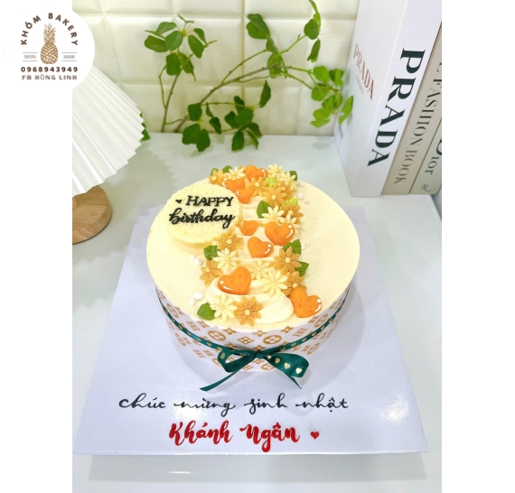 Bông lan trứng muối hot tại Long An-Khóm Bakery