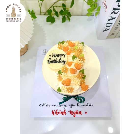 Bông lan trứng muối hot tại Long An-Khóm Bakery