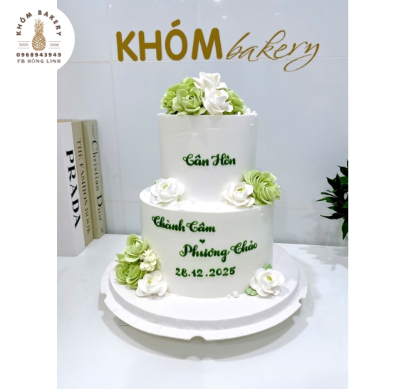 Bánh kem cưới 2 tầng tone trắng sang cao cấp tại Long An