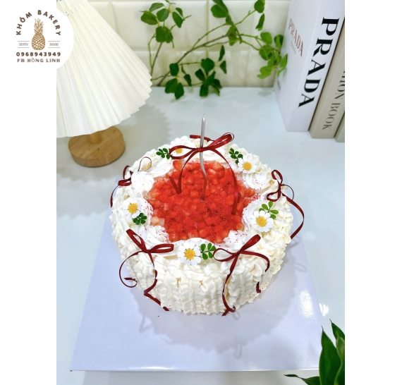 Bánh kem nữ mẫu bánh đẹp 2026